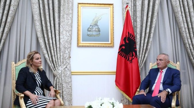 Çfarë fshihet në ‘luftën’ për datën e zgjedhjeve?! mona 675x375 1