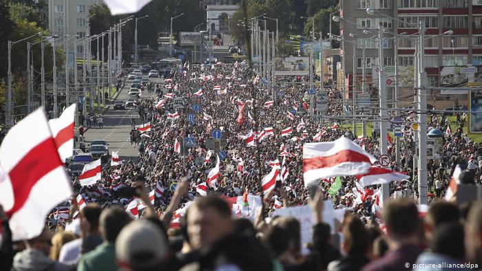 Bjellorusi, protesta masive kundër Lukashenkos, arrestohen 250 qytetarë protesta