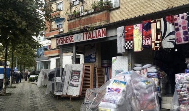 Sherri mes shitësve të dyshekëve për klientin. Rrëfimi: Ti do ikësh dhe ne do të vrasim 0EDFD337 2FBA 4276 8B3C 120B5C8EEFAE