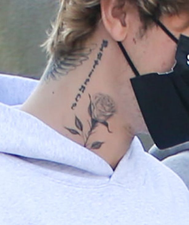 Pak ditë pas përvjetorit të dytë të martesës, Justin përflitet për një dedikim të koduar për Selenën! 1 0 Celebrity Sightings In Los Angeles September 23 2020