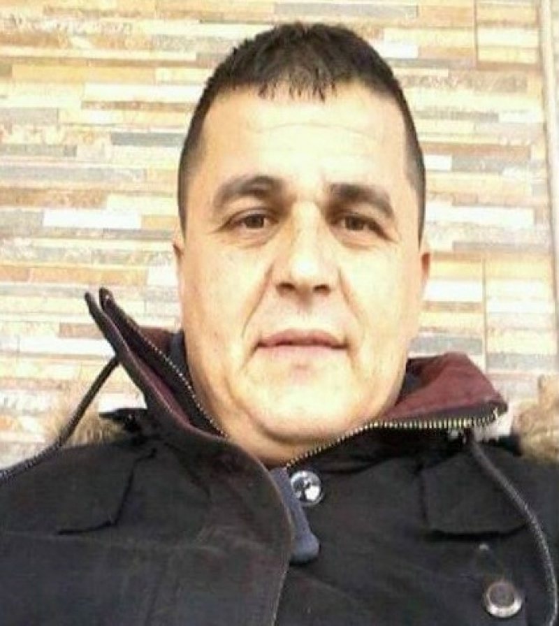 Detaje të reja nga zhdukja e 39 vjeçarit në Vlorë/ Gjenden vetëm rrobat dhe atletet e tij, zbardhen dyshimet e rënda të prindërve 800 0 5f896a0d46c79