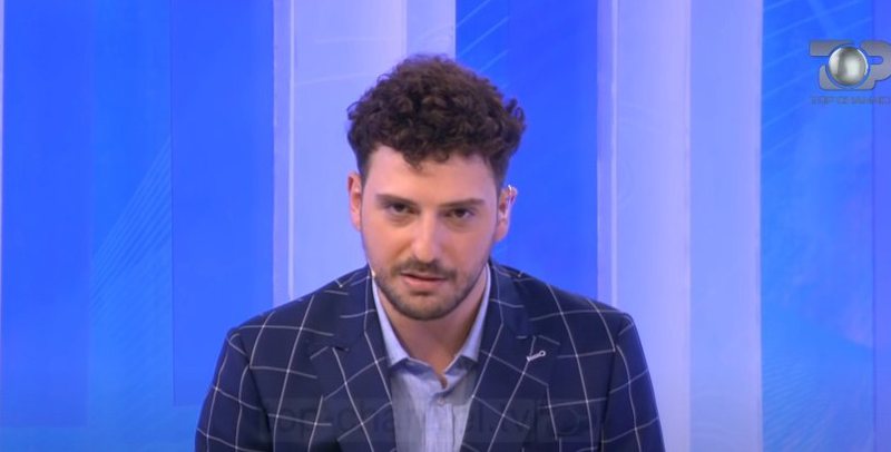 Plas sherri/ Moderatori i njohur shqiptar “ngre zërin”, i drejtohet ashpër të ftuarës: Nuk ka nevojë për avokate, mëso… 800 0 bb7e15008e915392a7b9924498518d8b