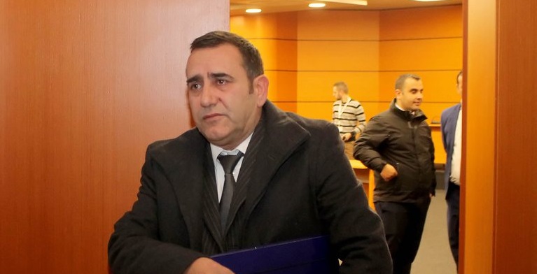 Apartamente në bregdet dhe makina luksoze/ Si e “fundosi” denoncimi anonim ish-kreun e Gjykatës së Kurbinit 800 0 c2b293092791ba0afb9538f84f1061ae