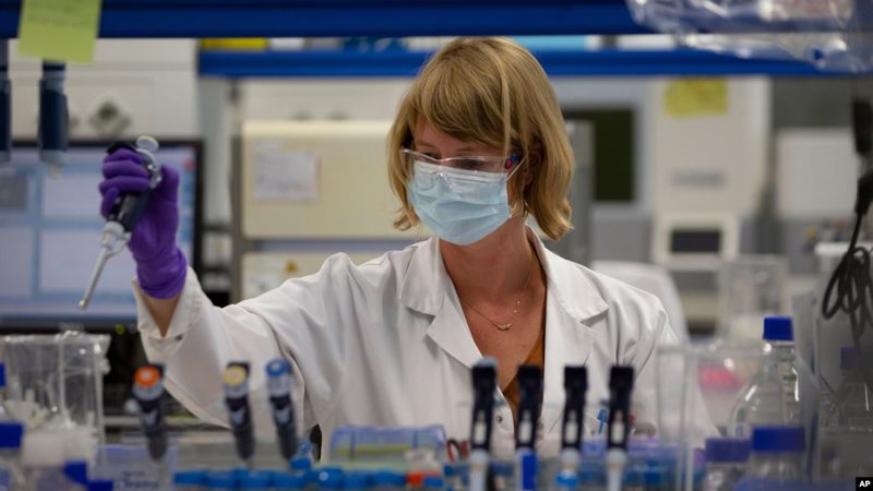 Ndërpritet në fazën e fundit testimi i vaksinës nga gjiganti farmaceutik në SHBA, çfarë deklarojnë studiuesit? 800 0 e4beac05ee47cfec4adea89e0cc2fcf0