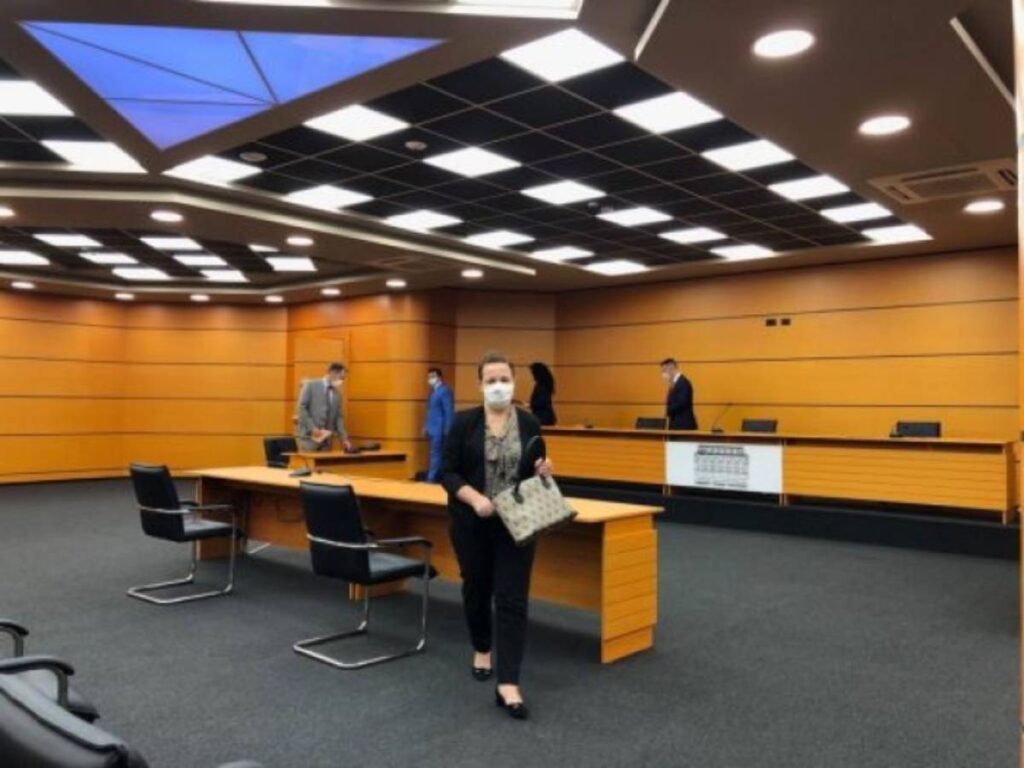 Kaloi Vettingun, Komisioneri Publik kërkon rihetim të gjyqtares së Gjirokastrës Irena Brahimi, probleme me pasurinë Ibrahimi1