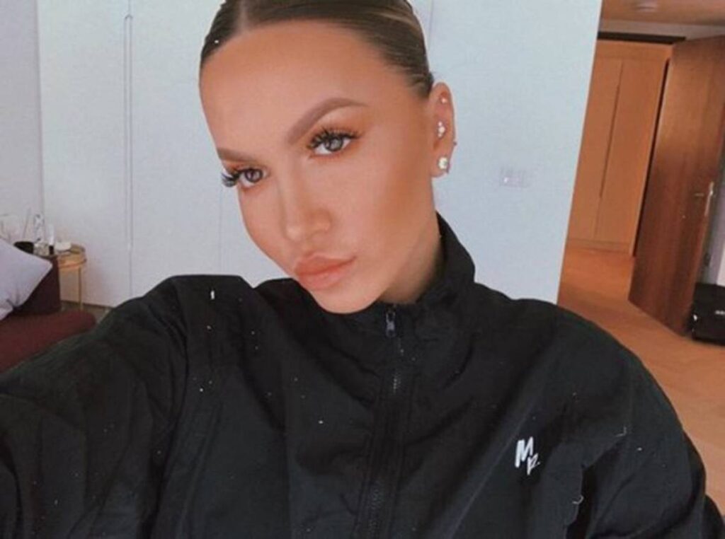 Trashëgimtarja e ‘Top Channel’ zbulon pse zhduket nga rrjetet sociale dhe ku shkon në atë periudhë Lori Hoxha 1