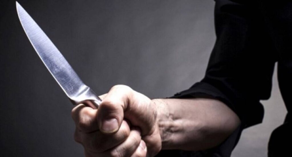 Plagosën me thikë 23-vjeçarin, policia vë në pranga dy të rinj në Librazhd Plagosje1