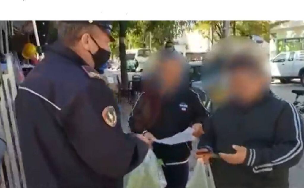 Nuk mbanin maska/ Policia shoqëron 9 qytetarë që nuk treguan ID-në, gjobiten 701 të tjerë Polici 3