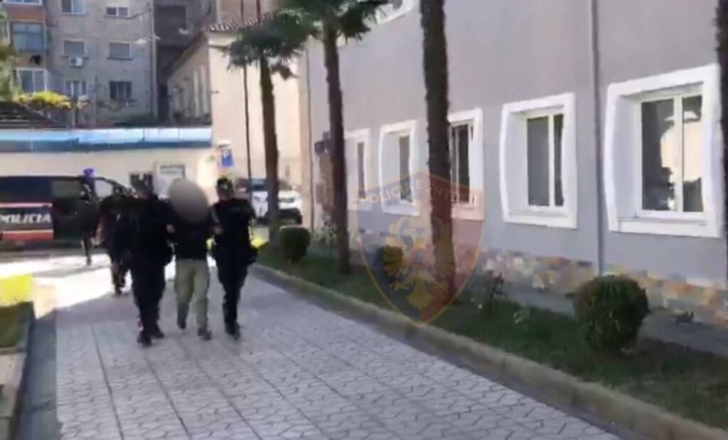 Policia 3 1