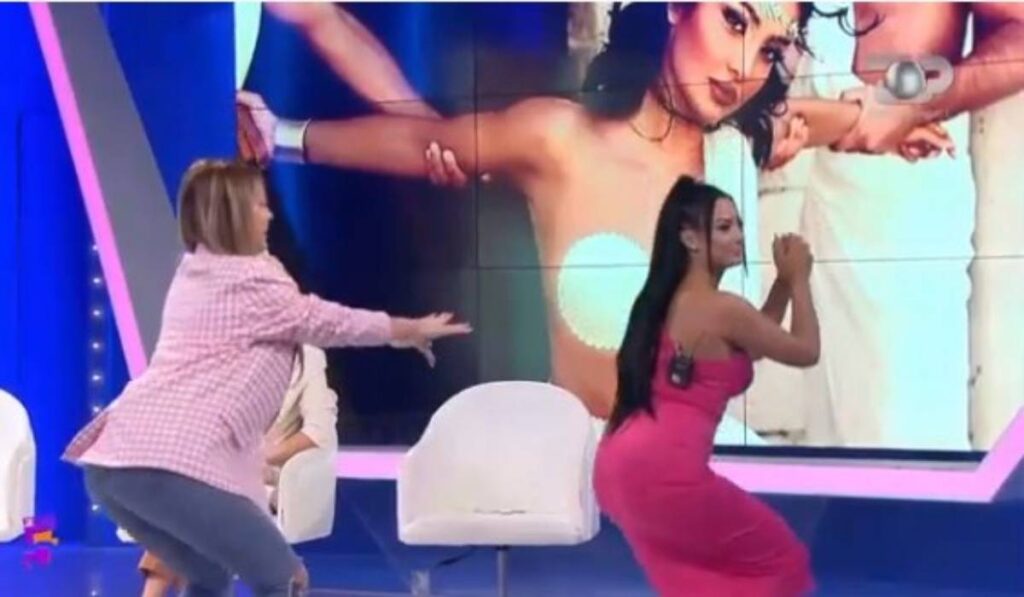 “Ftesë në 5”/ Bieta dhe Antoneta Koçi bëjnë “squat” live në studio (video) SQUAT 1