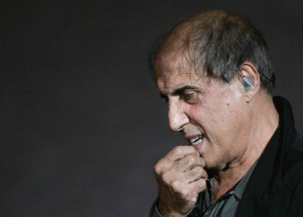 Adriano Çelentano mesazh të rinjve: “Ajo që bëni është çmenduri masive” Screenshot 2020 10 12 at 8.50.20 PM