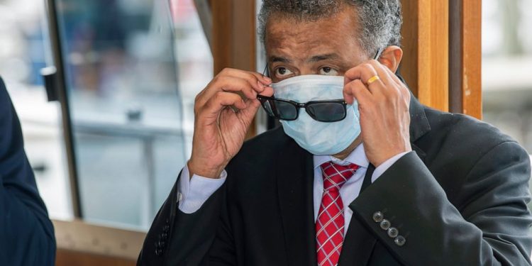 ‘Muajt e ardhshëm do të jenë kritikë’/ Alarmi i OBSH: Spitalet në kufijtë e kapaciteteve Tedros Adhanom Ghebreyesus