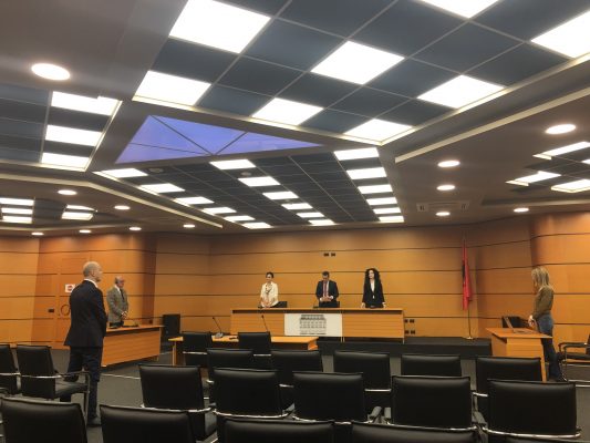 Gjyqtari Zihni Shahu jep dorëheqjen 7 muaj pas nisjes së procesit të Vetting-ut, kërkoi të përjashtohej për 15 vjet Zini Shahu