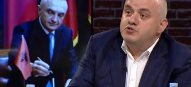 “Kush vjedh votën t’i pritet dora si në Mesjetë”, Artan Hoxha tallet me Metën: U erdhi dita dhe kovaçëve artan