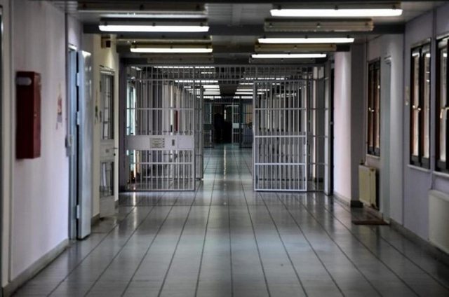 Do merrnin peng Drejtoreshën e burgut dhe Prokurorin’, mediat greke zbardhin planin e shqiptarëve që po tentonin arratisjen burg