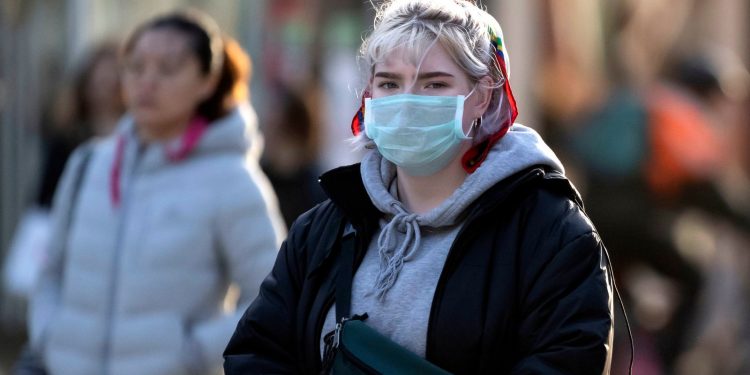 Pas Parisit edhe Londra paralajmëron kufizime të rrepta anti-COVID covid 8 750x375 1