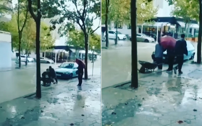 Biznes i ri në Durrës, 50 lekë për të kaluar rrugën e përmbytur nga rreshjet (Video) d742a90d565f0b1bb4a8a1869b8831b6 L