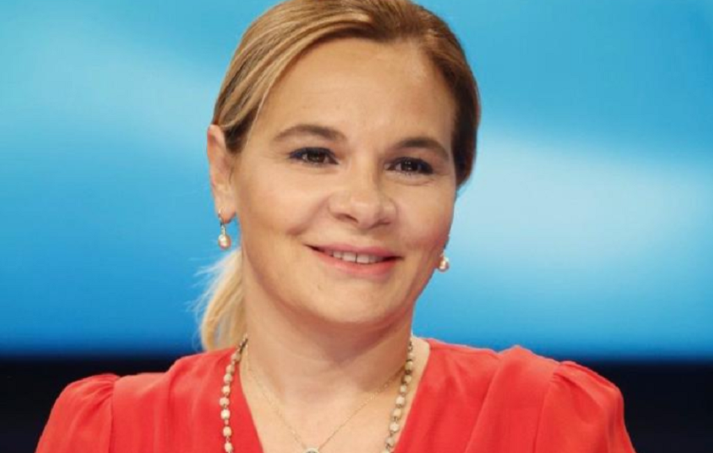 “Dua më shumë Margaritën se Monikën”/ Kryemadhi për Metën: Dashurinë për mua e tregon brenda katër mureve të shtëpisë monaa