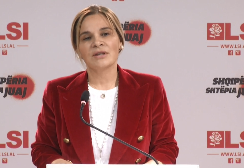 Monika Kryemadhi: Aq sa më ka përmendur emrin Rama nuk më ka thënë as Ilir Meta ‘TË DUA’ monikaaa