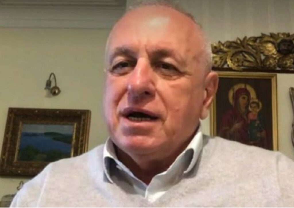 Tritan Shehu: Kam marrë tre doza. Vaksinimi të vendoset me detyrim për t’u futur në lokale tritan shehu