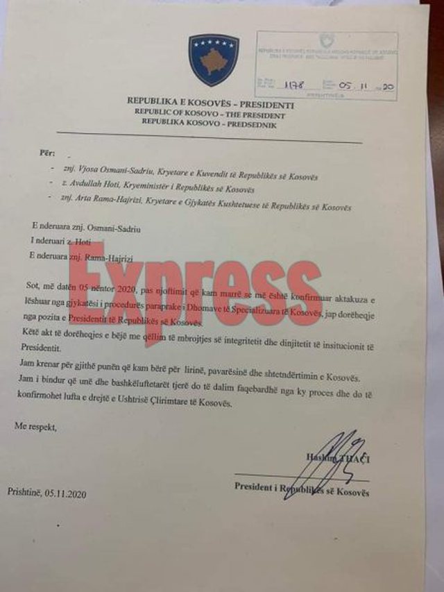 Foto/ Letra e dorëheqjes së Hashim Thaçit po bën xhiron e rrjetit 1 1 21