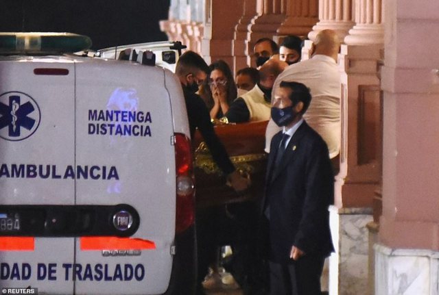 Del autopsia e gjeniut të futbollit: Maradona vdiq në gjumë nga… 640 0 5fbf7478e9489