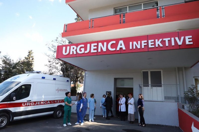 I shtruar tek “Shefqet Ndroqi”, humb betejën me Covid-19 një tjetër pacient 800 0 5fb51fdb72896