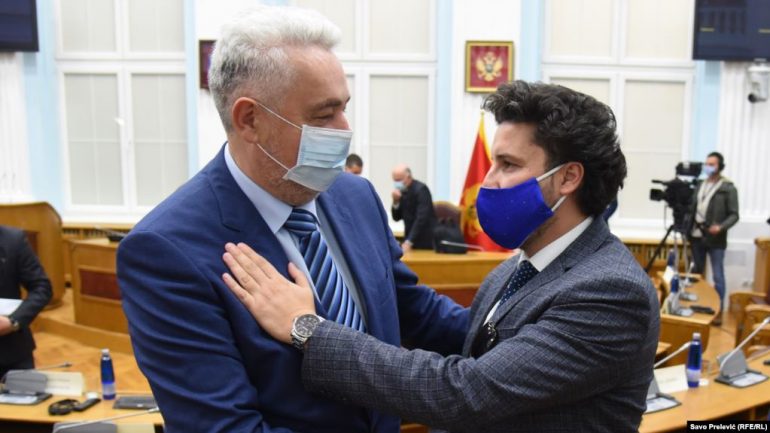 Prezantohet kabineti i ri qeveritar në Mal të Zi, shqiptarit Dritan Abazoviç i besohet posti i zëvendëskryeministrit 8564D4D9 262A 48AC 9671 18D6DC61FE47 w1023 r1 s 770x433 1
