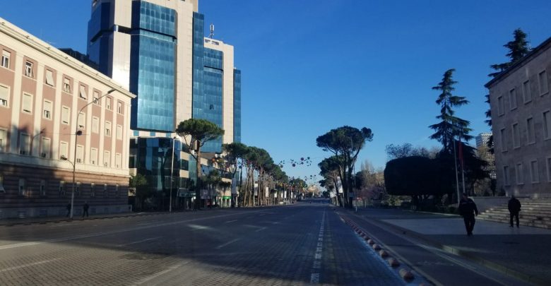 A do të mbyllet sërish vendi ynë? Drejtoresha e ISHP-së i jep përgjigjen e prerë gazetares: Opsioni i mbylljes është…. 9 1 780x405 1