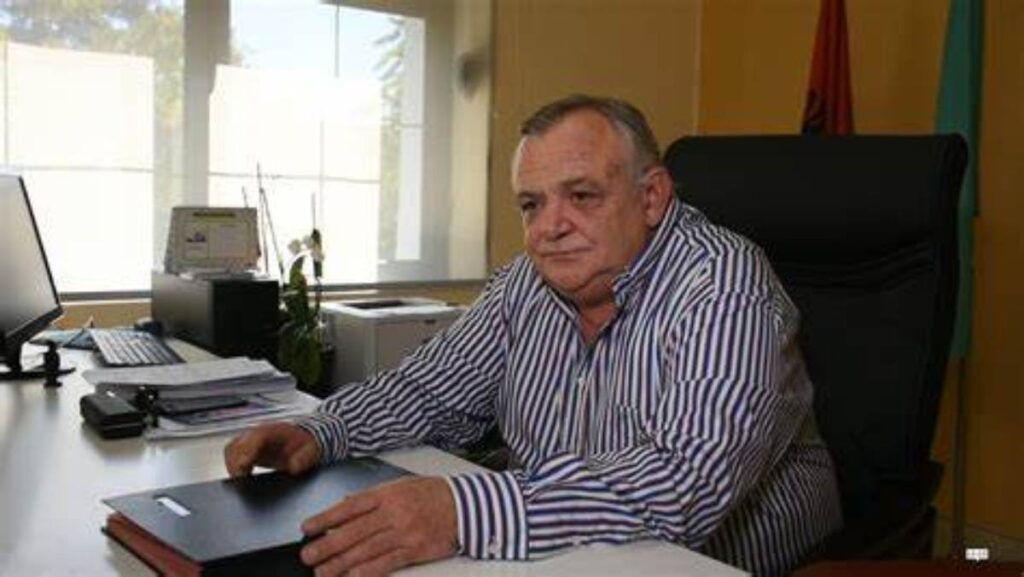 “Antibiotikët në fillim të sëmundjes së Covid-19 nuk bëjnë efekt”, Arben Gjata: Marrja e vitaminave shton imunitetin e trupit Arben Gjata 1