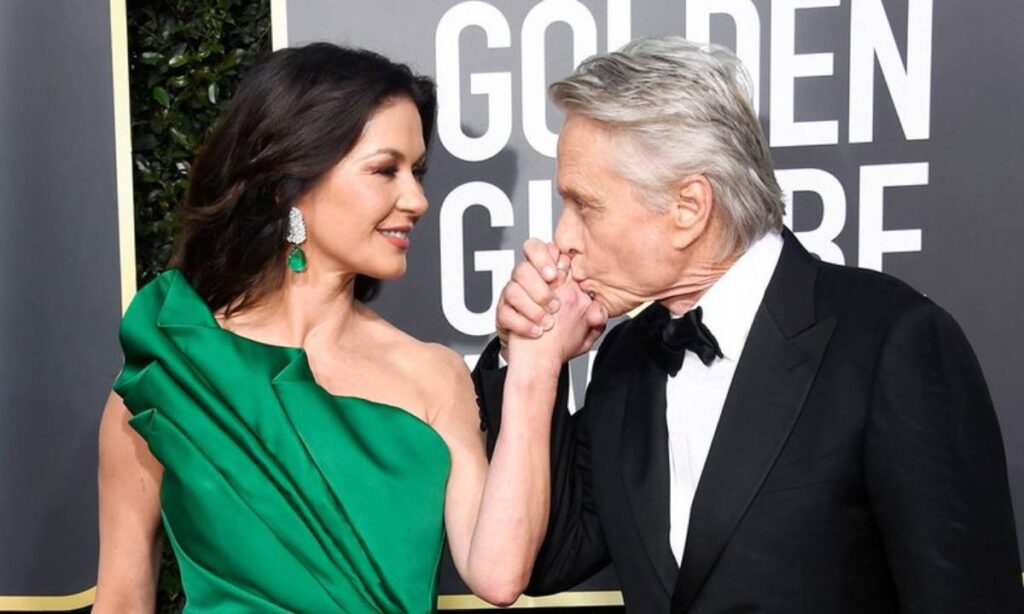 20 vjet martesë/ Michael Douglas tregon se si u njoh me Catherine Zeta-Jones Douglas