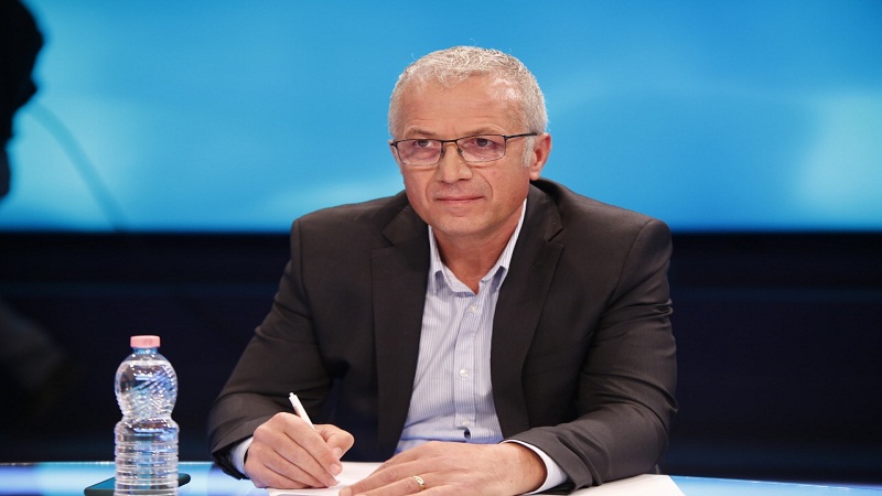 “Shpërthyen në lot, për vdekjen e gruas shtatzënë” Mjeku preket live në emision : Eksperienca më e dhimbshme me Covid Krenar Lilaj