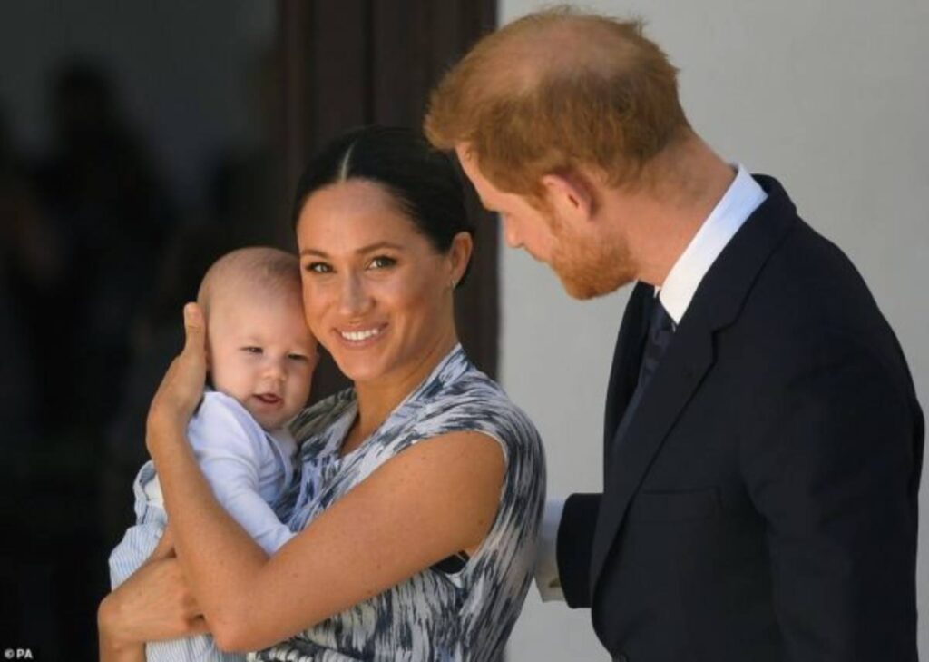 Meghan Markle rrëfen abortin e dytë: Teksa përqafoja fëmijën e parë, ndieja se po humbja të dytin Meghan Markle