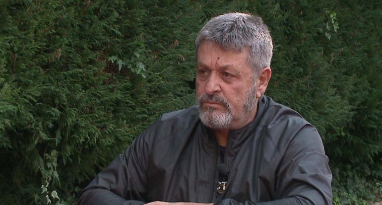 Flet ish-deputeti që pa nga afër masakrën e Krushës me grupin e BBC: Pamjet ishin tronditëse, pse s’u transmetuan të plota dashamir peza 770x413 1