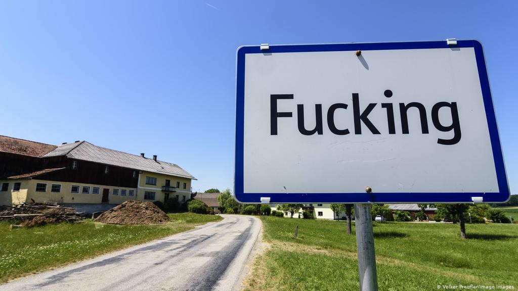 Fshati mban emrin e pazakontë Fucking, autoritetet marrin vendimin e rëndësishëm fucking