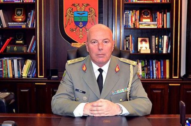 Gjeneral Bazo: Shqiptarët do të flinin më të qetë me Bidenin, njohës i mirë i Ballkanit jeronim bazo
