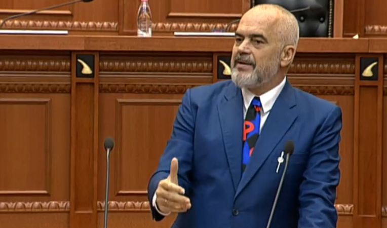 “Jep 1, merr 3!”/ Rama: Voto Lulin të marrësh Metën e Kryemadhin, Saliun e ka në bark si… jhgjj 764x450 1