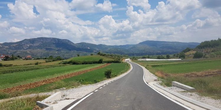 Gara për aeroportin e Vlorës do rihapet në fund të vitit rruge 750x375 1