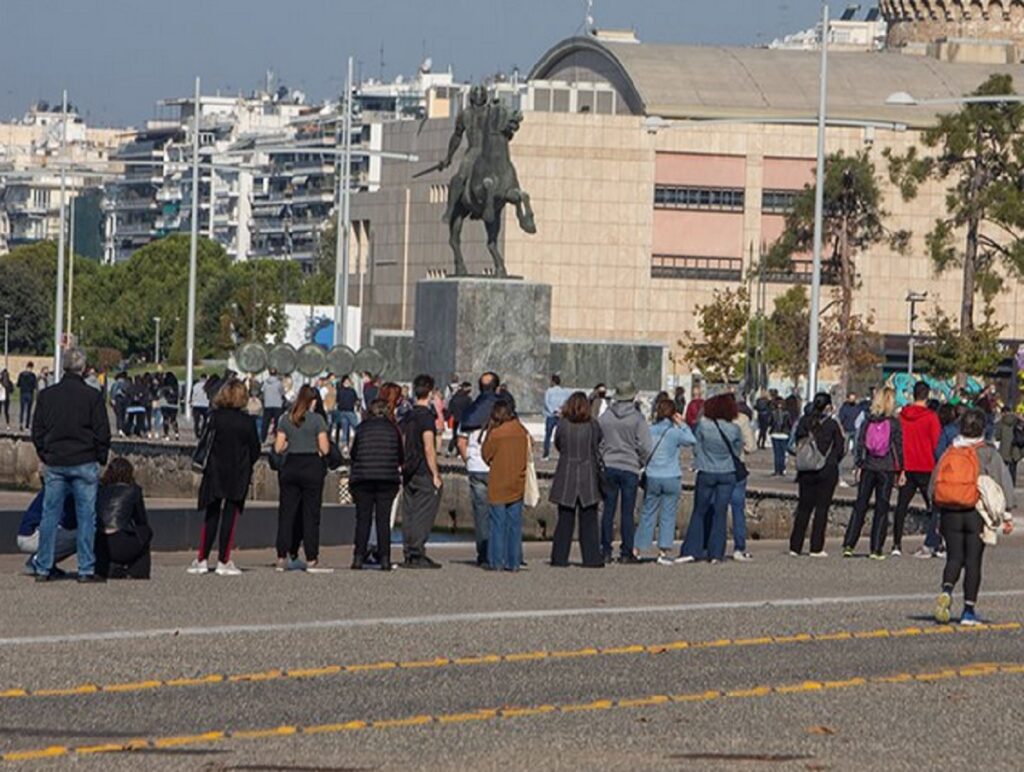 Nis zbatimi i masave, Athina dhe Selaniku në mini-karantinë selaniku