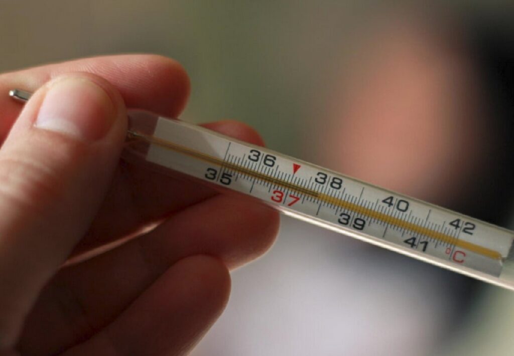 Dhjetëfishohet çmimi i termometrit në vend, prej kërkesës së lartë dhe standardeve të reja termometer