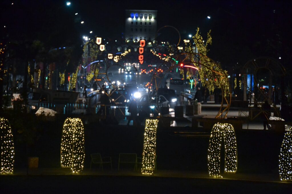 tirana festa drita zbukurime 16