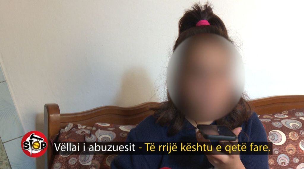 “Më futi duart dhe thosh do bëjmë fëmijë bashkë”, komshiu 51-vjeçar ngacmon seksualisht 15-vjeçaren në Fier vajza