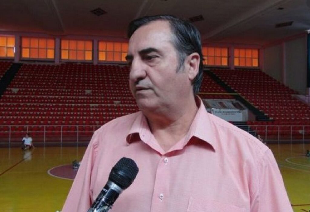 COVID-19 i merr jetën trajnerit të njohur të basketbollit, mesazhi i kreut të Federatës viron toska