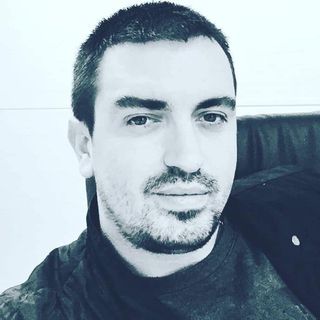 Pak ditë pas lindjes, publikohet fotografia e parë e djalit të Shkurte Gashit 2 2 43