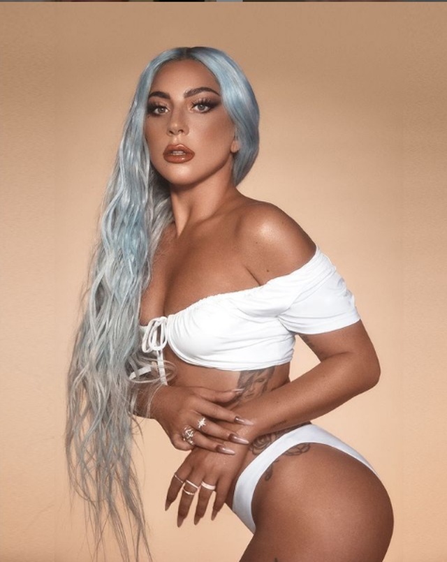 Foto/ Dentistja bëhet VIP në rrjet pasi ka një ngjashmëri shumë të madhe me Lady Gaga-n 1 5