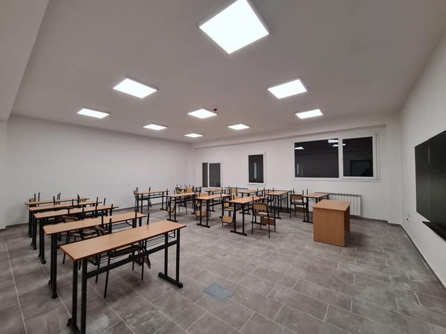 “Puna po vijon përditë”, kryeministri Rama publikon pamjet nga një tjetër investim shumë i rëndësishëm 2 640 0 5fe0df26c6aad