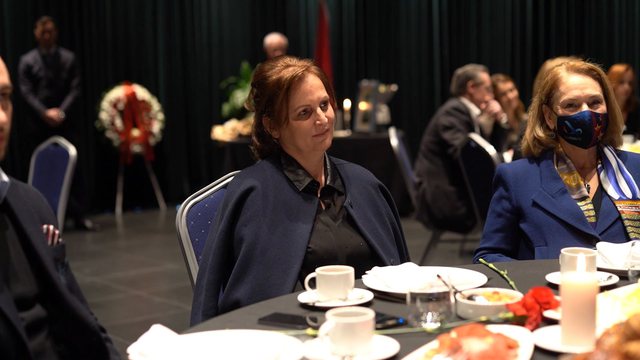 Miqtë kujtojnë Marko Bellon, ceremonia homazh bashkon të majtë dhe të djathtë 3 640 0 5fe31da96d930