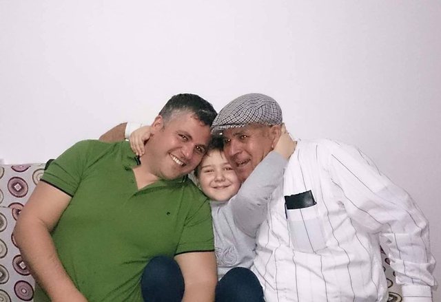 Humbi babain nga COVID-19, Gent Zenelaj rrëqeth me dedikimin e tij: Prindërit nuk vdesin kurrë… 640 0 5feb2ea08cadf