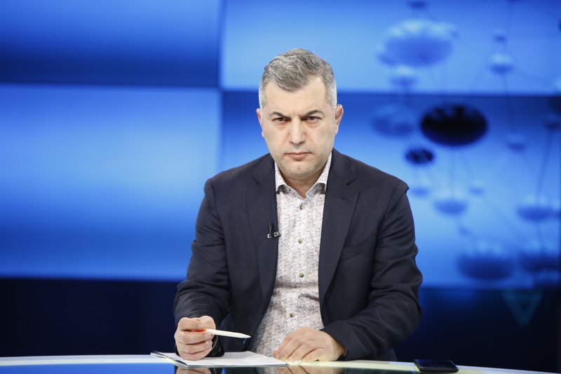 Mjeku i njohur flet për vizitën e Ramës në SHBA: Kjo është mundësia e vetme për Shqipërinë që të sigurojë vaksinën, pritet të vijë në fund të… 800 0 147631bce7da5b13d70319fc8e8f6f03
