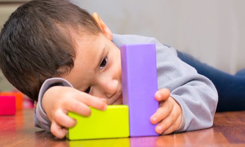 Shkencëtarët i japin zgjidhje problemit: Kjo gjë ndihmon në shërimin e autizmit te fëmijët! 800 0 5fdb1b1b1c65d